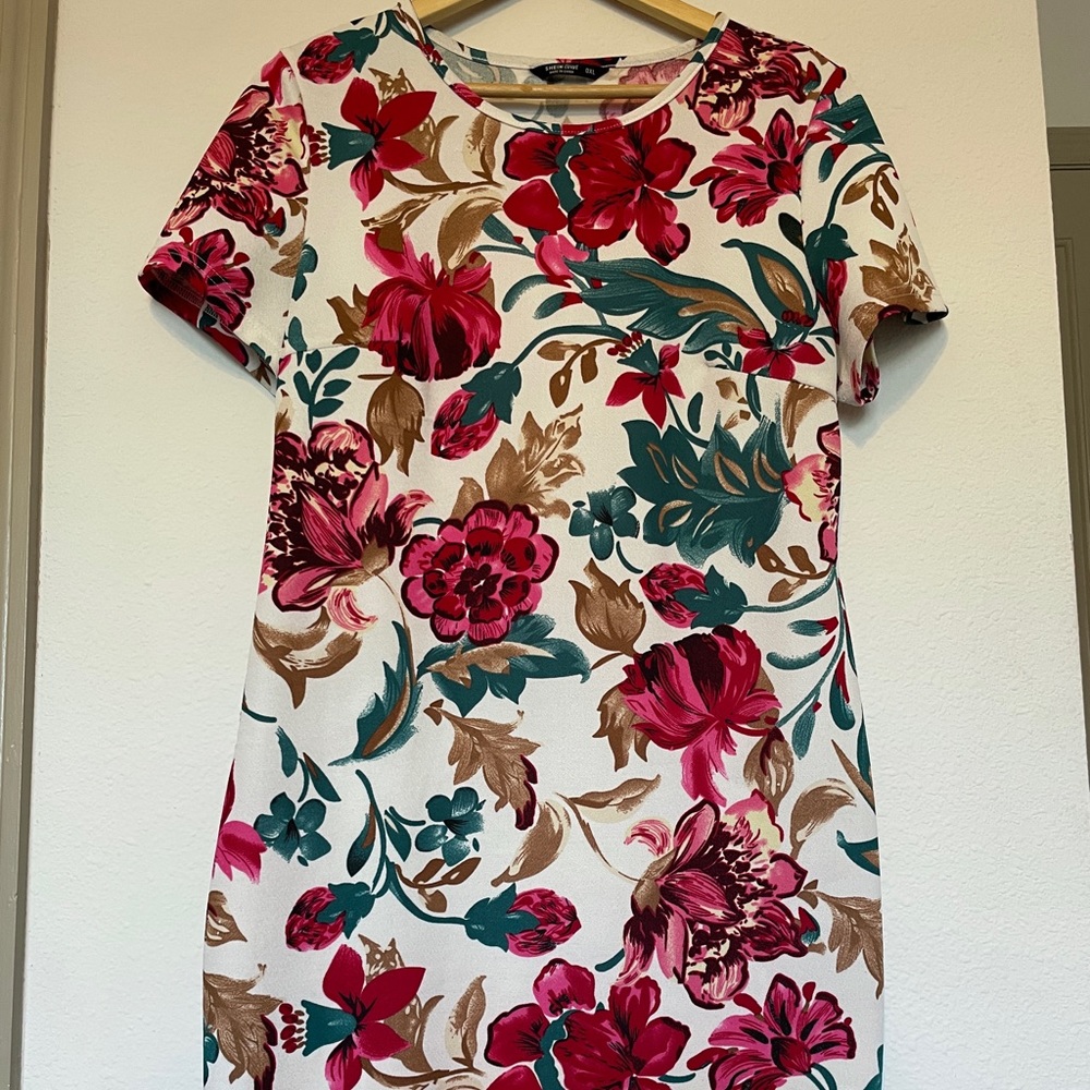SHEIN Floral T-Shirt Dress